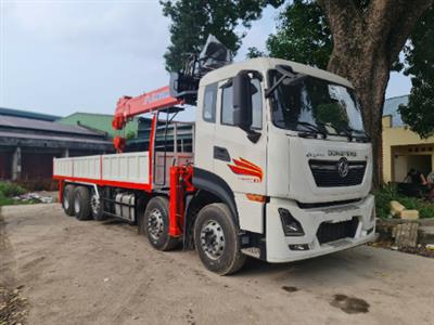 Xe 5 chân Dongfeng Hoàng Huy gắn cẩu 12 tấn Kanglim